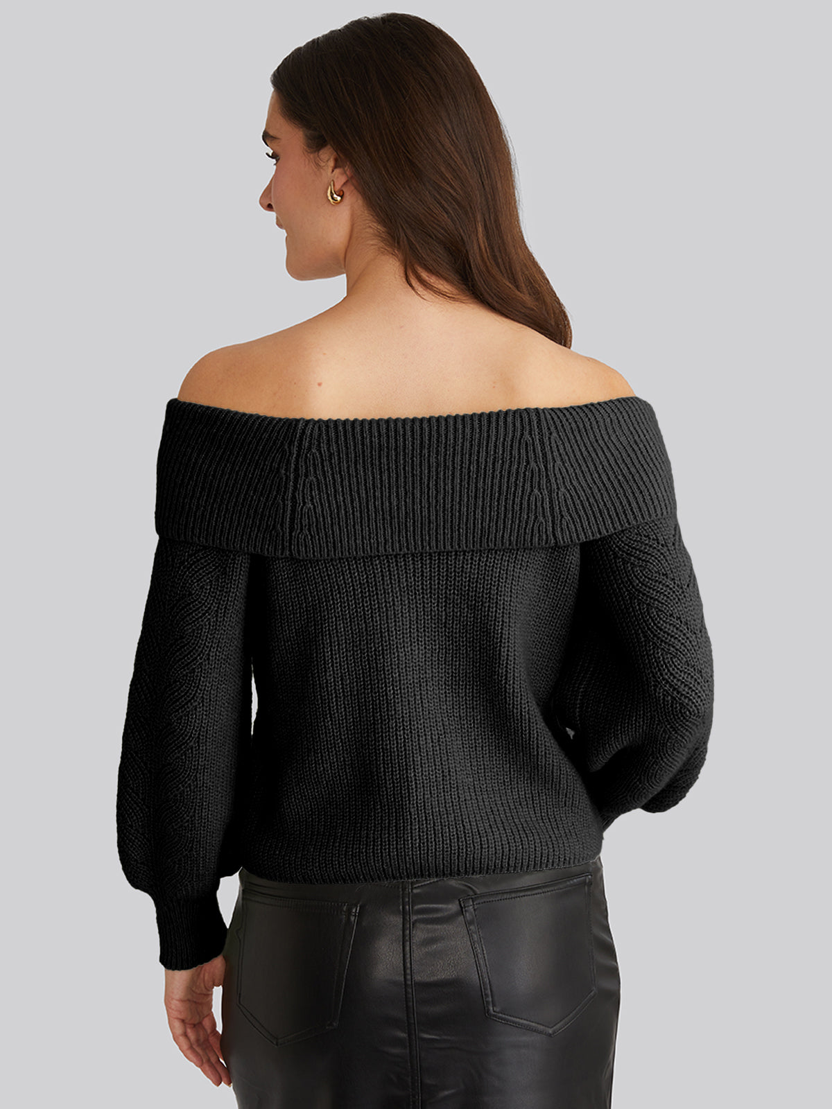 Marisa: Relaxed Off Shoulder Pullover