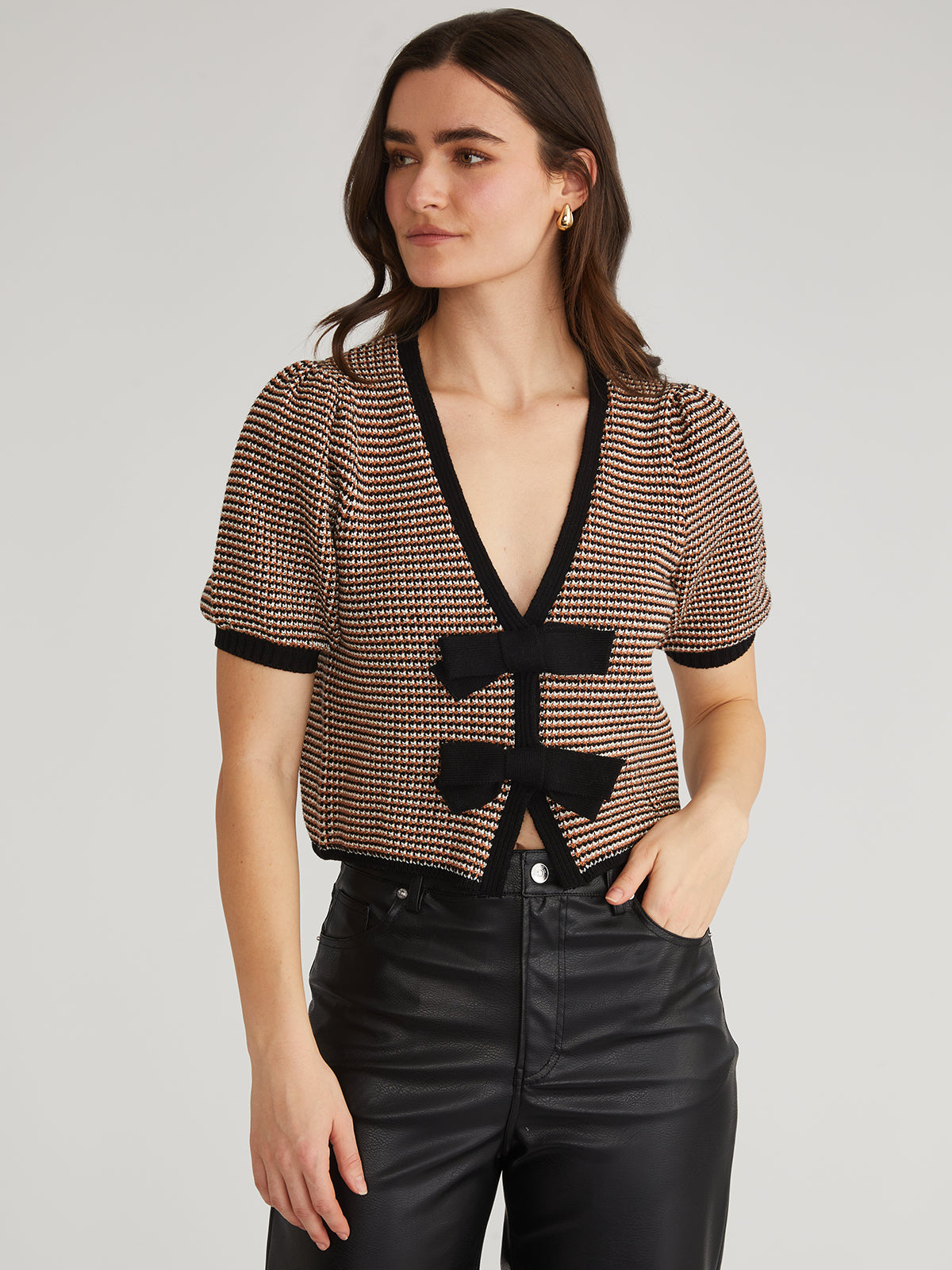 Elaine: Puff Sleeve Tie Front Top