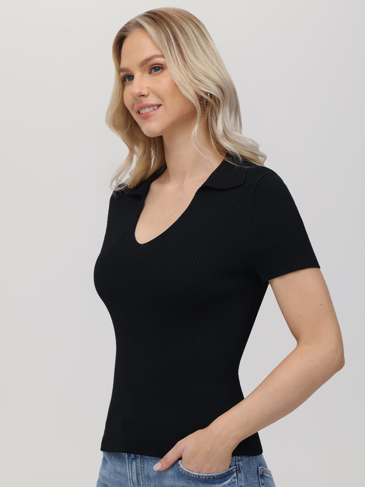 Penelope: V-Neck Polo Pullover